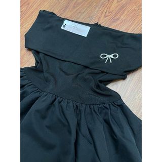Váy Thun Tăm Trễ Vai Phối Thô Tầng Dáng Ngắn Kèm Tag Nơ Đá Xịn Sò-189 STORE-V109