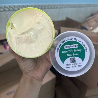 Kem body tẩy trắng Thái Lan