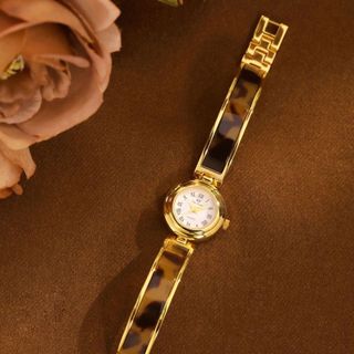 Đồng hồ lắc kiền