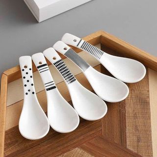 SET 5 MUỖNG SỨ HỌA TIẾT BASIC TRẮNG ĐEN