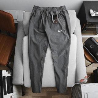 Jogger vải gió hãng siêu dày dặn Size mlxlxxl/2222