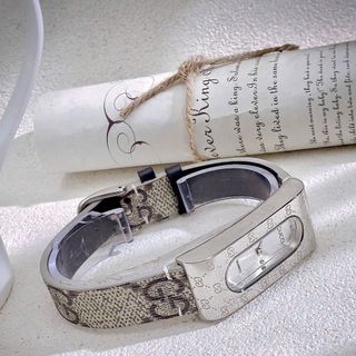 GUICCI 𝗦𝘁𝗲𝗿𝗹𝗶𝗻𝗴 𝗦𝗶𝗹𝘃𝗲𝗿 𝗟𝗮𝗱𝗶𝗲𝘀 𝗖𝘂𝗳𝗳 𝗠𝗮𝗻𝘂𝗮𝗹 𝘄𝗶𝗻𝗱