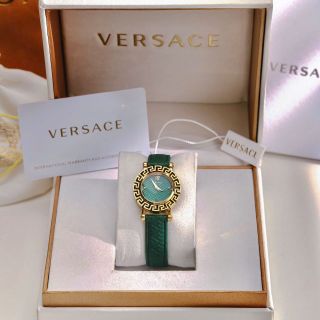 VErSACcE 𝐆𝐥𝐚𝐦 𝐜𝐡𝐢𝐜