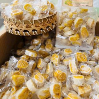 KẸO DỪA NON SẦU RIÊNG CUỘN ĐỘC ĐÁO THƠM NGON CHUẨN VỊ 500G - WINNIE HOUSE