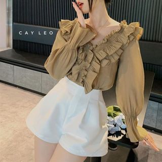 Set Áo Và Quần Nữ Tính Và Thanh Lịch