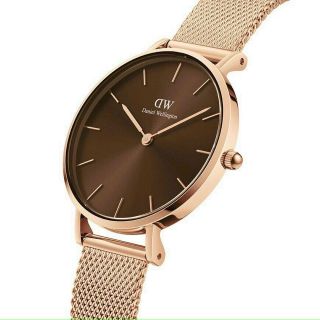 ĐỒNG HỒ NAM NỮ CAO CẤP D.W AMBER DÂY LƯỚI MẶT TRÒN NÂU SOCOLA 5