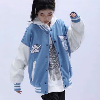 Áo bomber xanh in chữ U UNDERTRAP
