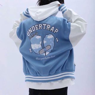 Áo bomber xanh in chữ U UNDERTRAP
