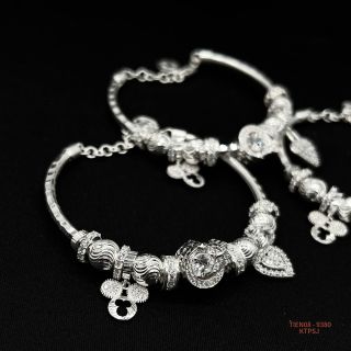 VÒNG TAY BẠC CHARM NHIỀU PHỤ KIỆN XINH