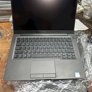 Dell Latiture 7400 i5 8360u /8/256 màn full vỏ các bon máy đẹp