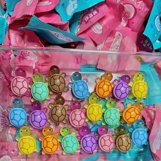 Charm RÙA phát sáng - Đồ chơi dạ quang chất liệu nhựa 4,5cm