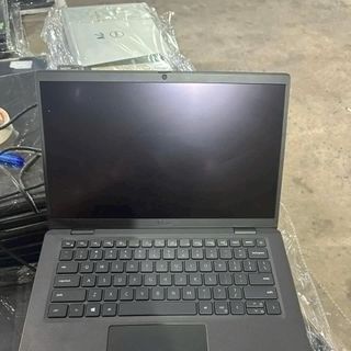 Dell Latiture 7320 i5 1135g7 ram 16g ssd 256 Vân cacbon đẹp keng