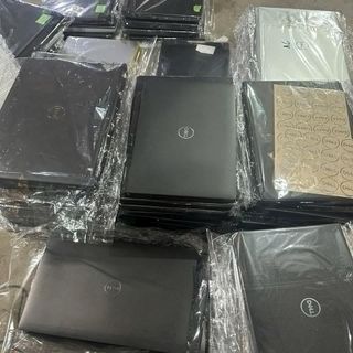 Dell Latiture 7320 i5 1135g7 ram 16g ssd 256 Vân cacbon đẹp keng