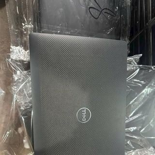 Dell Latiture 7320 i5 1135g7 ram 16g ssd 256 Vân cacbon đẹp keng