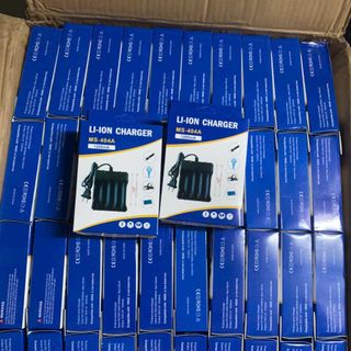 DOCK SẠC PIN CÓ DÂY 3.7, 4.2V MS-404A (4pin )