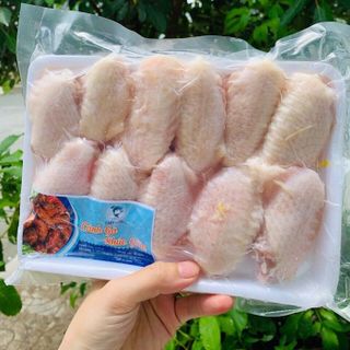 CÁNH GÀ KHÚC GIỮA