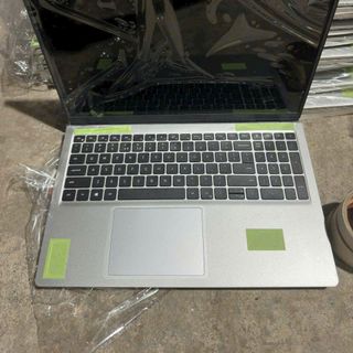 Delll Inspiron 5501 i5/8/512  vga rời DELL inspiron 3520 i5-1235u/16/512/FHD Dell Inspiron  3511 i5-1135G7/16/512/FHD