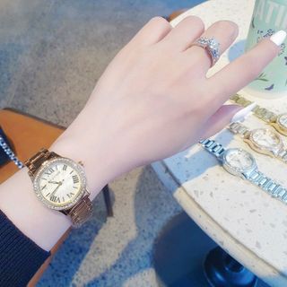 ĐỒNG HỒ NỮ THỜI TRANG M KORS MẶT TRÒN LA MÃ VIỀN HỘT 1