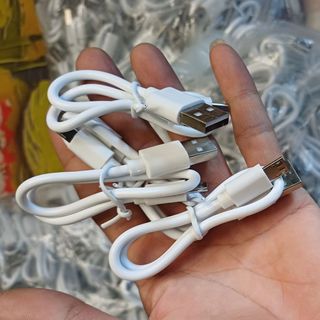 Cáp sạc chân dài dùng cho đồng hồ thông minh