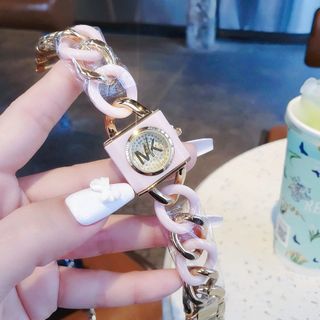 ĐỒNG HỒ NỮ THỜI TRANG M KORS MẶT Ổ KHOÁ DEMI NHỰA 1