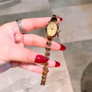 Đồng hồ raddosra nữ mẫu mới nhí