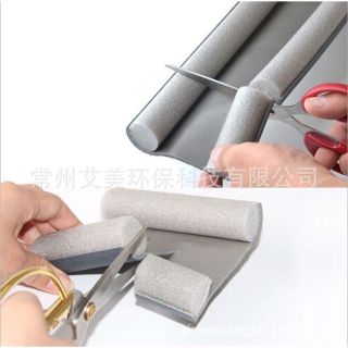 Xốp chèn khe cửa