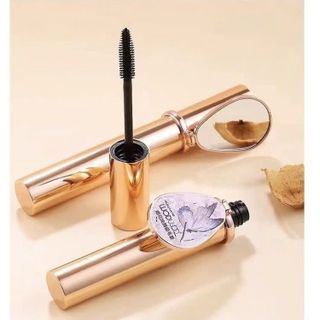 (W921) Mascara Wodwod Fireworks Dazzle Dance có gương