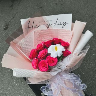 Bó Hoa Hồng Mix Đáng Yêu