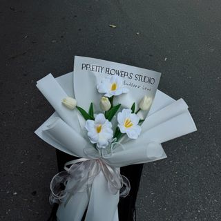 Bó Ho Tulip Tinh Khôi