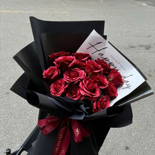 Bó Hoa Màu Đỏ Đô Siêu Sang