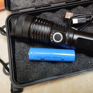 Đèn pin Police 3200lm Mã S35 / 825 / 835 / P50