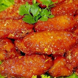 Cánh gà khúc giữa ướp sa tế nướng 130k/1 kg