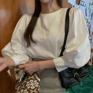 Áo basic tay phồng cổ tròn