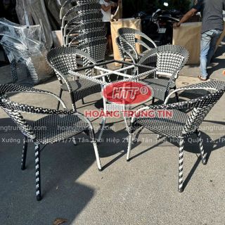 Bộ bàn ghế cafe bông văn mắc cáo trắng đen