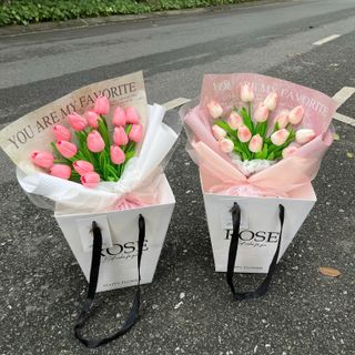 Bó Hoa Tulip 15 Bông Giá Rẻ