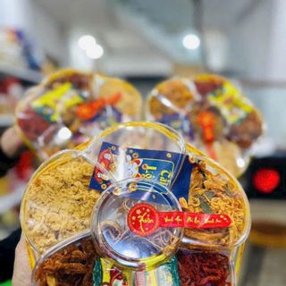 SET KHÔ LỤC VỊ HOA MAI: ĐẸP MẮT, HƯƠNG VỊ QUÊ, QUÀ TẾT SANG TRỌNG - WINNIE HOUSE