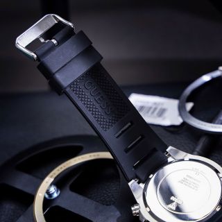 GUES GW0518G1, GW0518G1 Cut-thru Black Tone Watch 44mm
