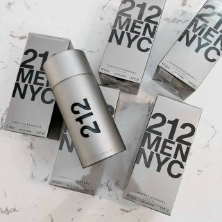Nước hoa nam Carolina Herrera 212 NYC Men EDT 100ml ( hàng SUPER)