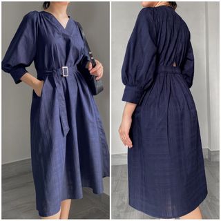 Đầm fom rộng tay lở dáng xòe