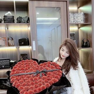 Bó Hoa Hồng Nhũ 99 Bông Hình Trái Tim Màu Đỏ Tặng Người Yêu Cực Chất