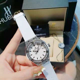 SALE NHANH ĐỒNG HỒ NAM NỮ CAO CẤP HUB MÁY PIN NHẬT DÂY CAO SU VIỀN VUÔNG 2