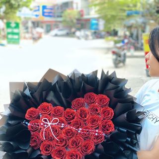 Bó Hoa Hồng Nhũ Đỏ 30 Bông Xinh Đẹp Nhẹ Nhàng