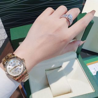 ĐỒNG HỒ NAM NỮ CAO CẤP RÔ LE DÂY THÉP MẶT KÍNH SAPHIRE NIỀNG KHÍA 5