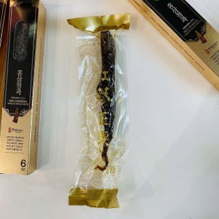 Hồng sâm củ tẩm mật ong Sobaek Hàn Quốc 300g (8 củ/hộp) - Red Ginseng Honeyed Whole Roots