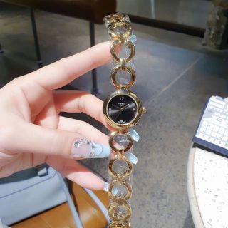 ĐỒNG HỒ NỮ THỜI TRANG TISOT DÂY LẮC MỚI