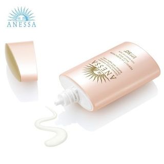 Sữa Chống Nắng Cho Da Nhạy Cảm & Trẻ Em Anessa Perfect UV Sunscreen Mild Milk (For Sensitive Skin) SPF50+/PA++++ 60ml - Mẫu mới 2024