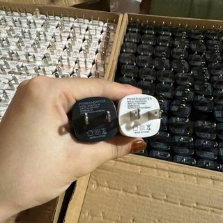 Củ sạc V45 1A chân dẹt