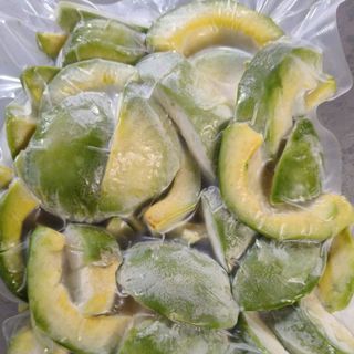 BƠ  CẮT HẠT LỰU ĐÔNG LẠNH
