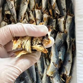 Khô cá nục hấp giàu dinh dưỡng , chất lượng hảo hạng , được chế biến từ hải sản tươi ngon vùng biển Cà Mau 500gr