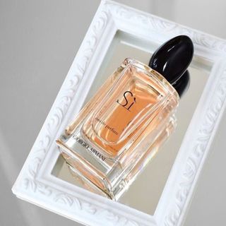 Nước hoa nữ Sì Trắng GiorgioArmani Sì Eau DeParfum